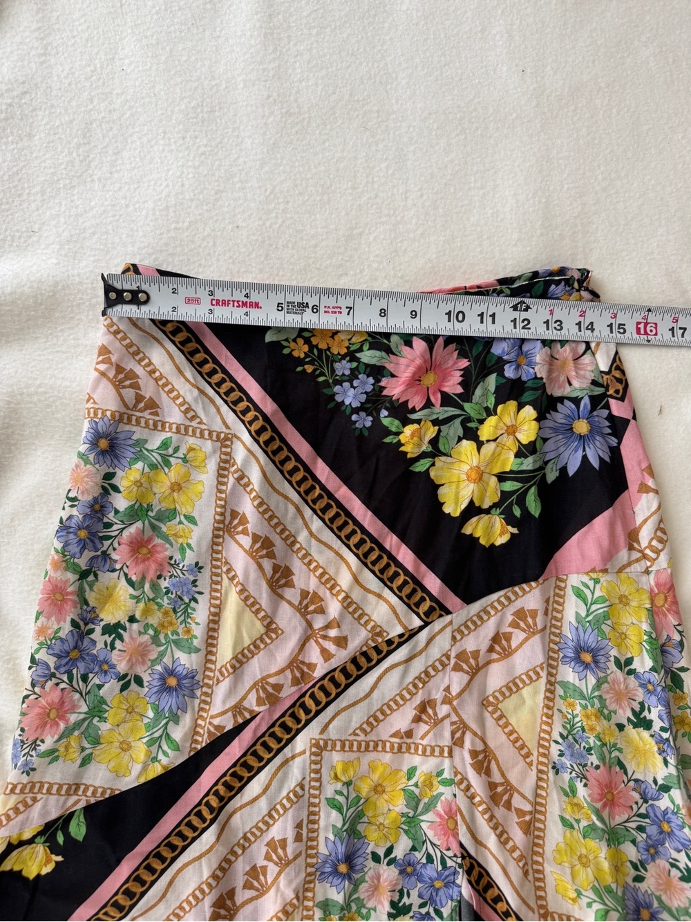 Miss Selfridge Floral Skirt Black Multi Size 6 NWT Flaws career - Picture 7 of 8